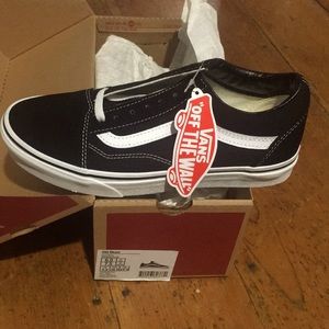 Vans Old Skool shoes *NWT*